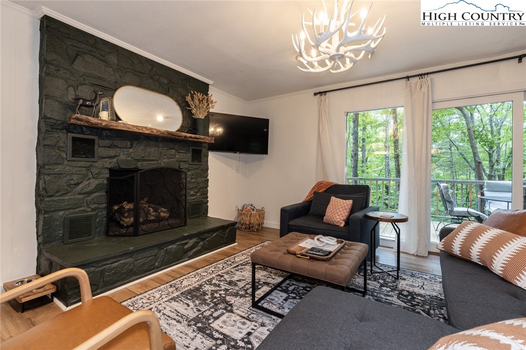 216 Saddle Lane Deep Gap, NC 28618 - Photo 9 of 50