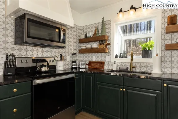 $425,000 | 216 Saddle Lane, Deep Gap, NC 28618