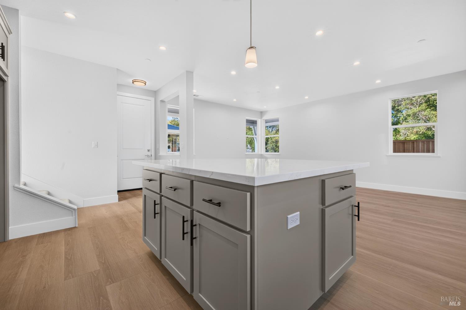 2450 Linwood Avenue Santa Rosa, CA 95404 - Photo 27 of 67 Gallery Image 27