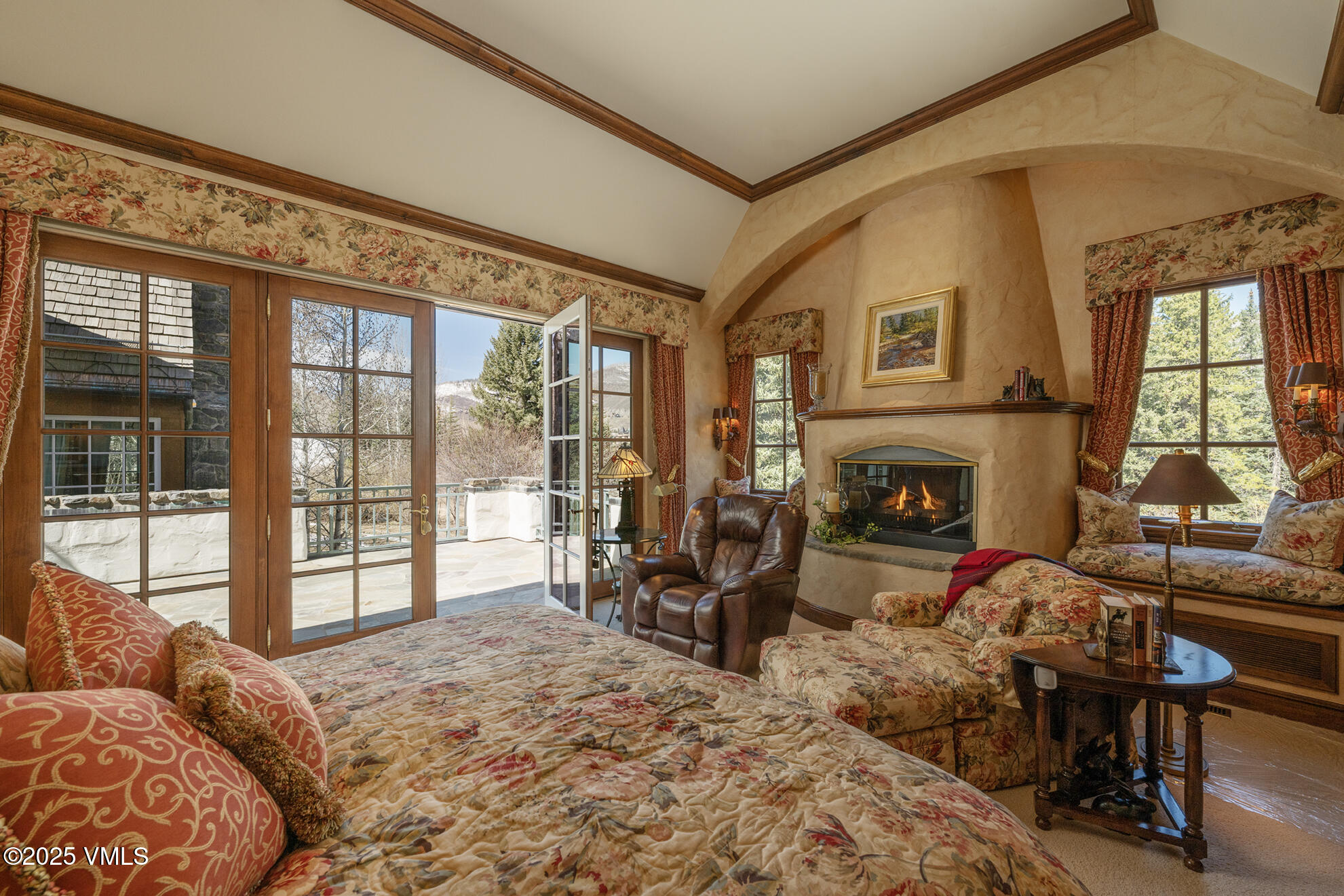 443 Beaver Dam Road Vail, CO 81657 - Photo 12 of 36 SFB_3607