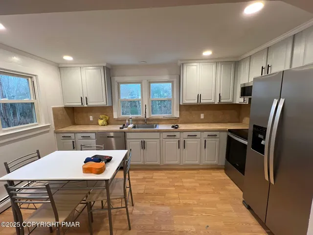 $1,800 | 354 Sand Spring Road, Cresco, PA 18326