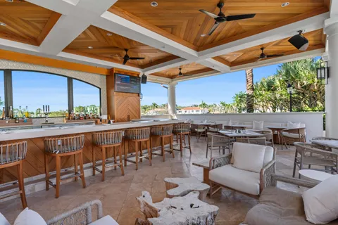 $5,750,000 | 11513 Green Bayberry Drive, Palm Beach Gardens, FL 33418