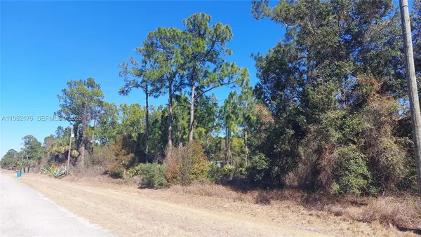 $49,900 | 665 South Palm Street, Clewiston, FL 33440