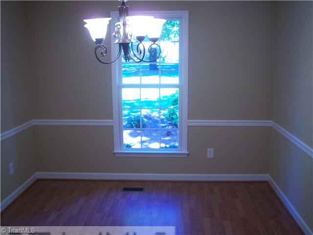 333 Barons Road Clemmons, NC 27012 - Photo 7 of 14 Dining Room.