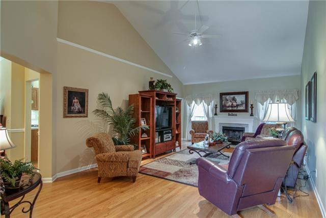 5236 Beech Ridge Road Nashville, TN 37221 - Photo 3 of 12 Gallery Image 3