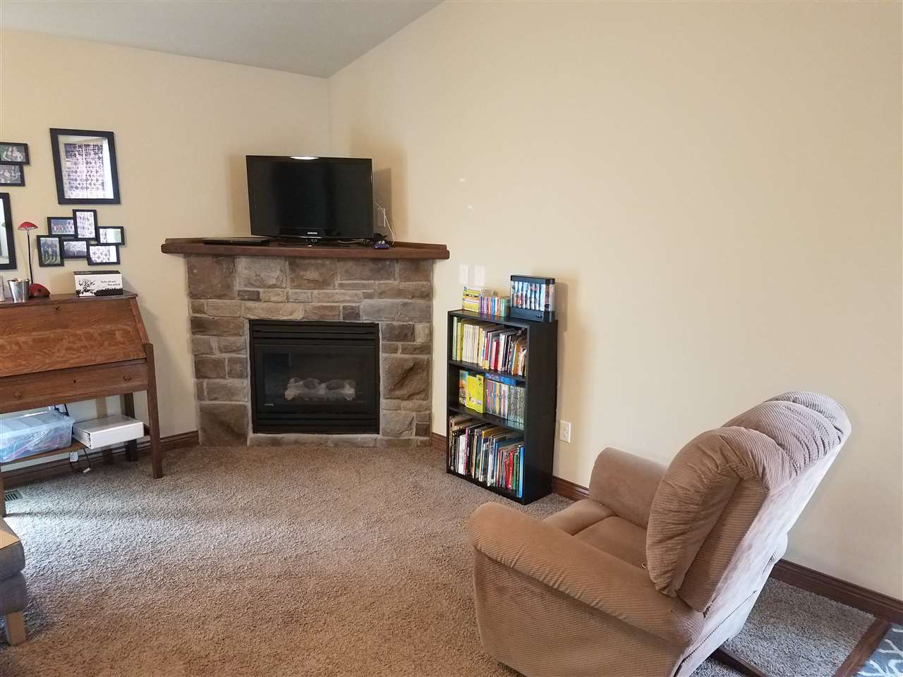 137 North Park Ridge Road North Liberty, IA 52317 - Photo 3 of 24 Gallery Image 3