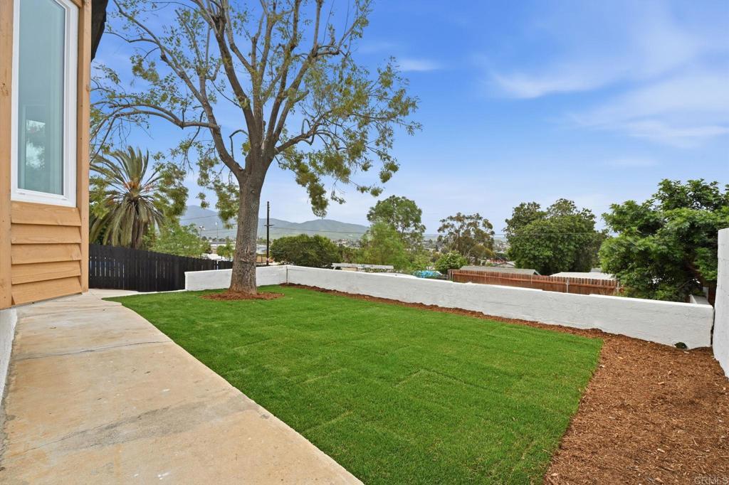 1333 Helix Street Spring Valley, CA 91977 - Photo 6 of 45