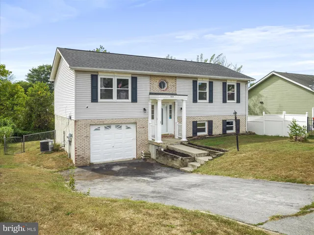 $283,000 | 84 Bane Berry Lane, Martinsburg, WV 25404