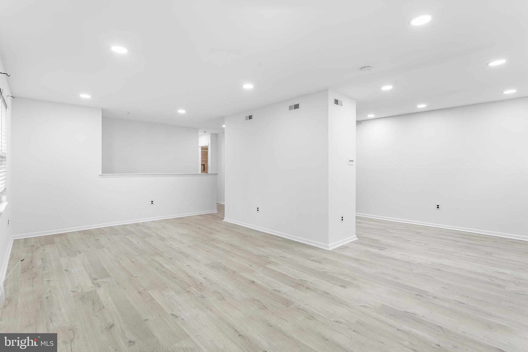 438 B Willow Turn Mount Laurel, NJ 08054 - Photo 9 of 27 a view of an empty room