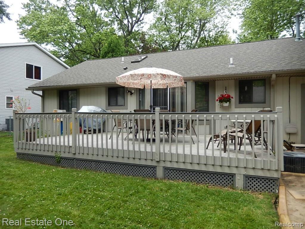 3211 Newton Road Commerce Township, MI 48382 - Photo 18 of 23 Deck and Rear View