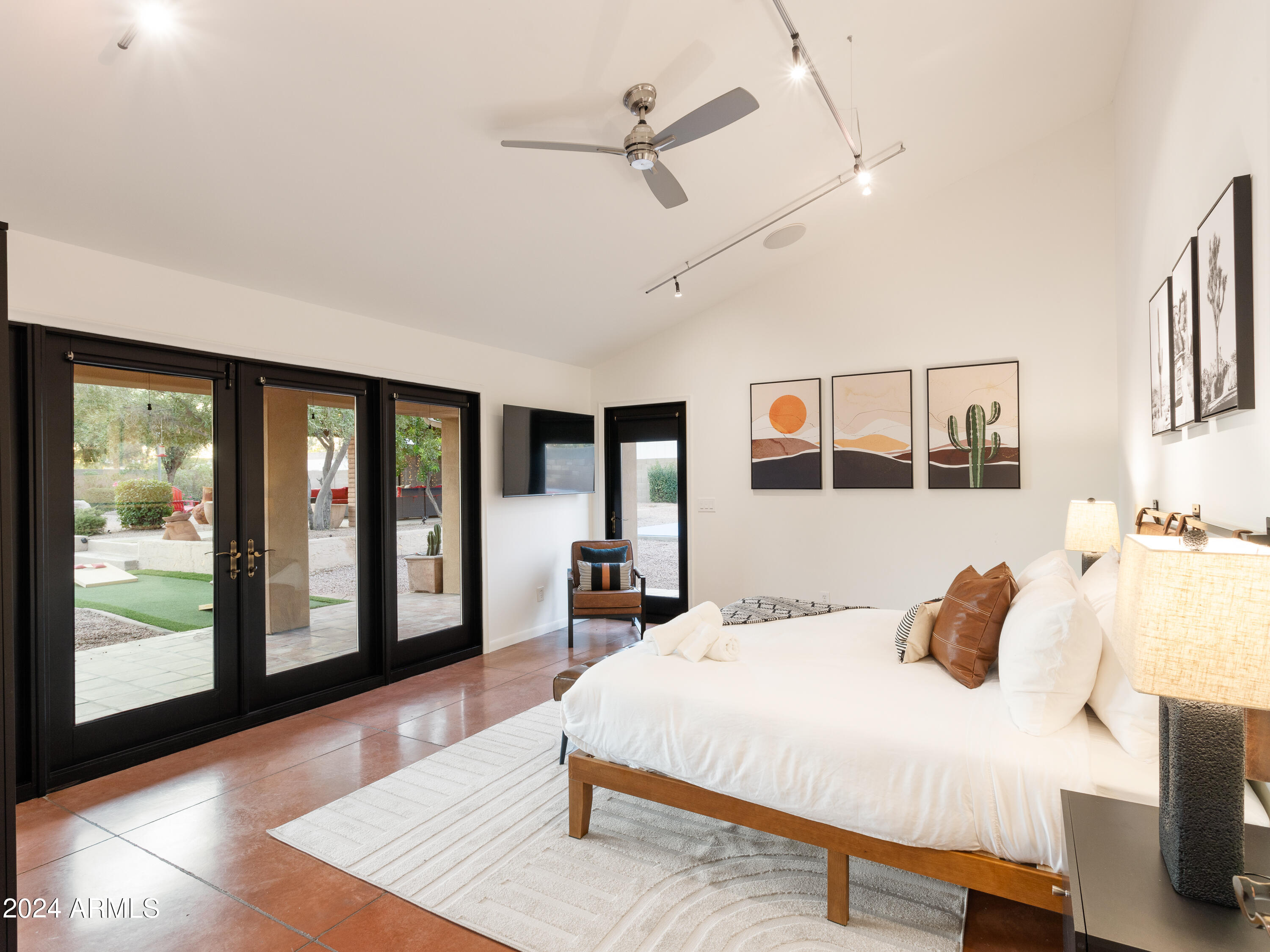 6124 East Delcoa Avenue Scottsdale, AZ 85254 - Photo 32 of 80 PropertyImageCo_6124EDelcoaAve_WEB-61