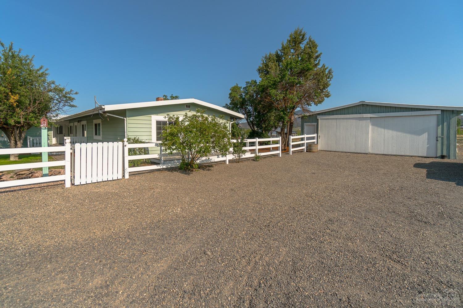 4849 Northwest Grimes Road Prineville, OR 97754 - Photo 3 of 25 Additional Photo