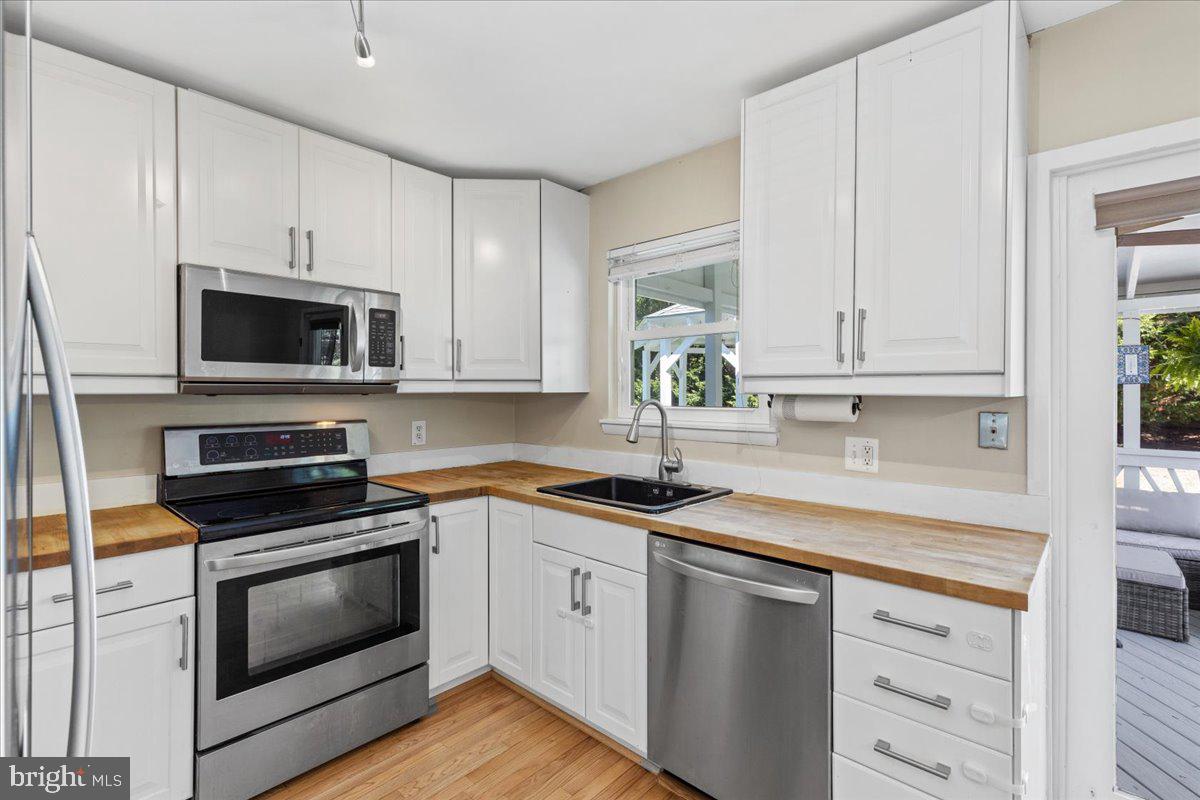 4422 Flintstone Road Alexandria, VA 22306 - Photo 20 of 49 Gallery Image 20