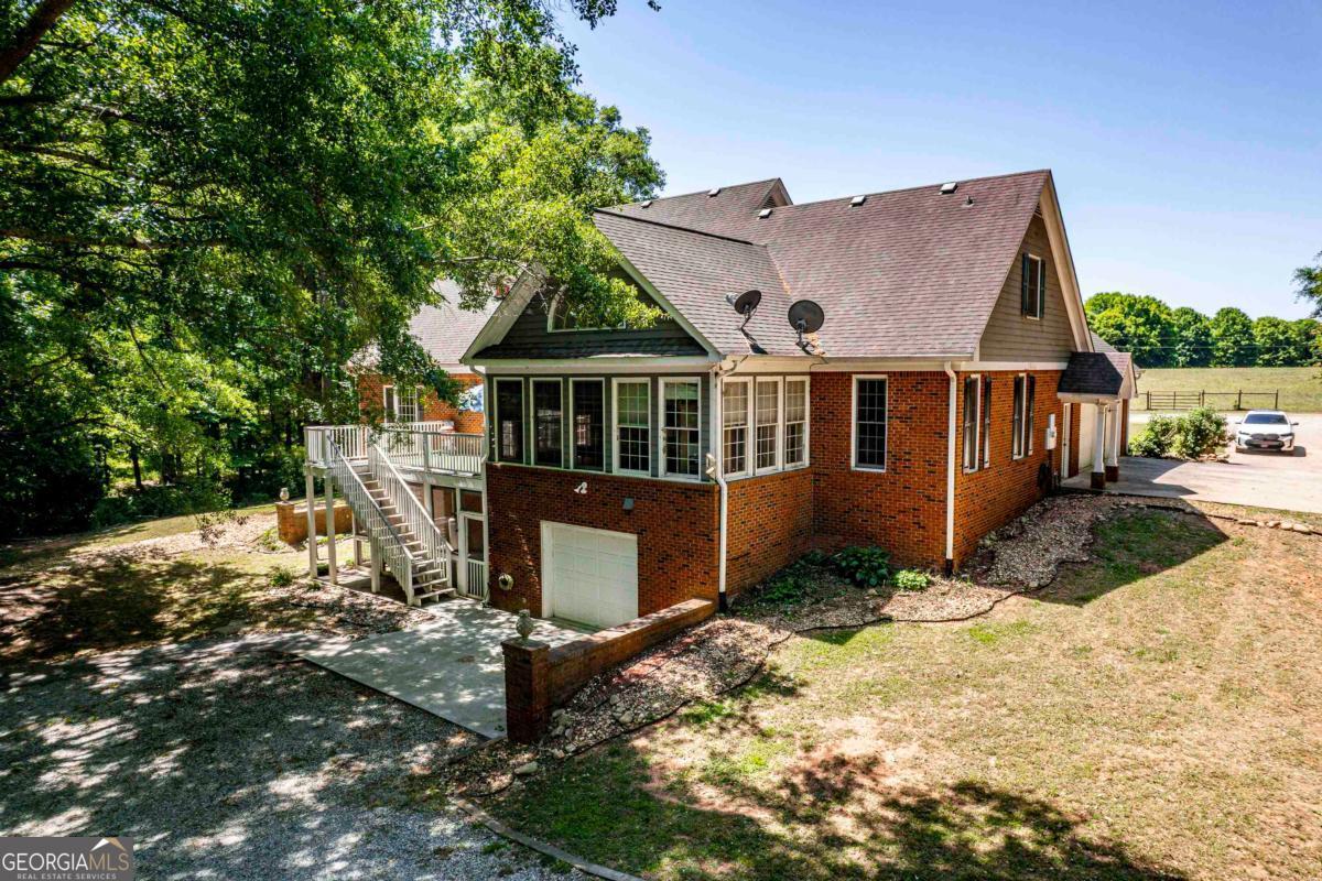 1401 Fieldcrest Court Buckhead, GA 30625 - Photo 3 of 50