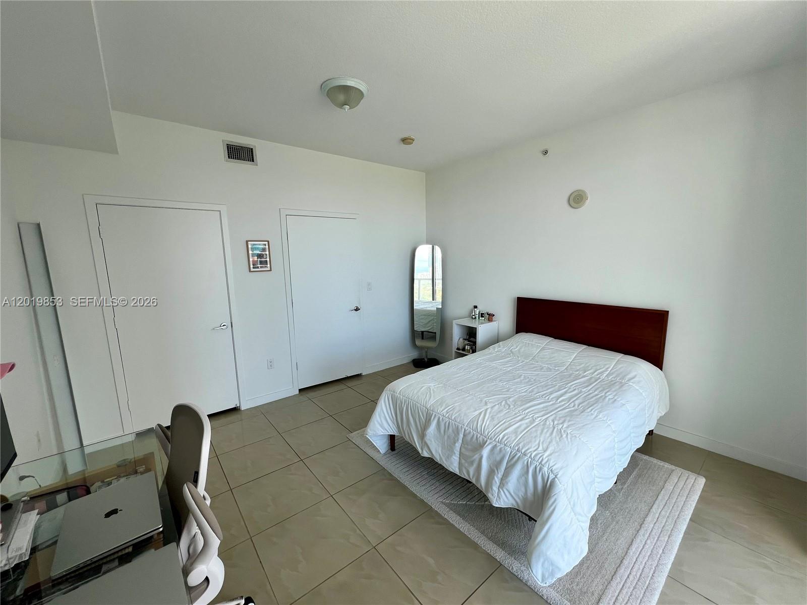 79 Southwest 12th Street, Unit 2903S Miami, FL 33130 - Photo 16 of 44