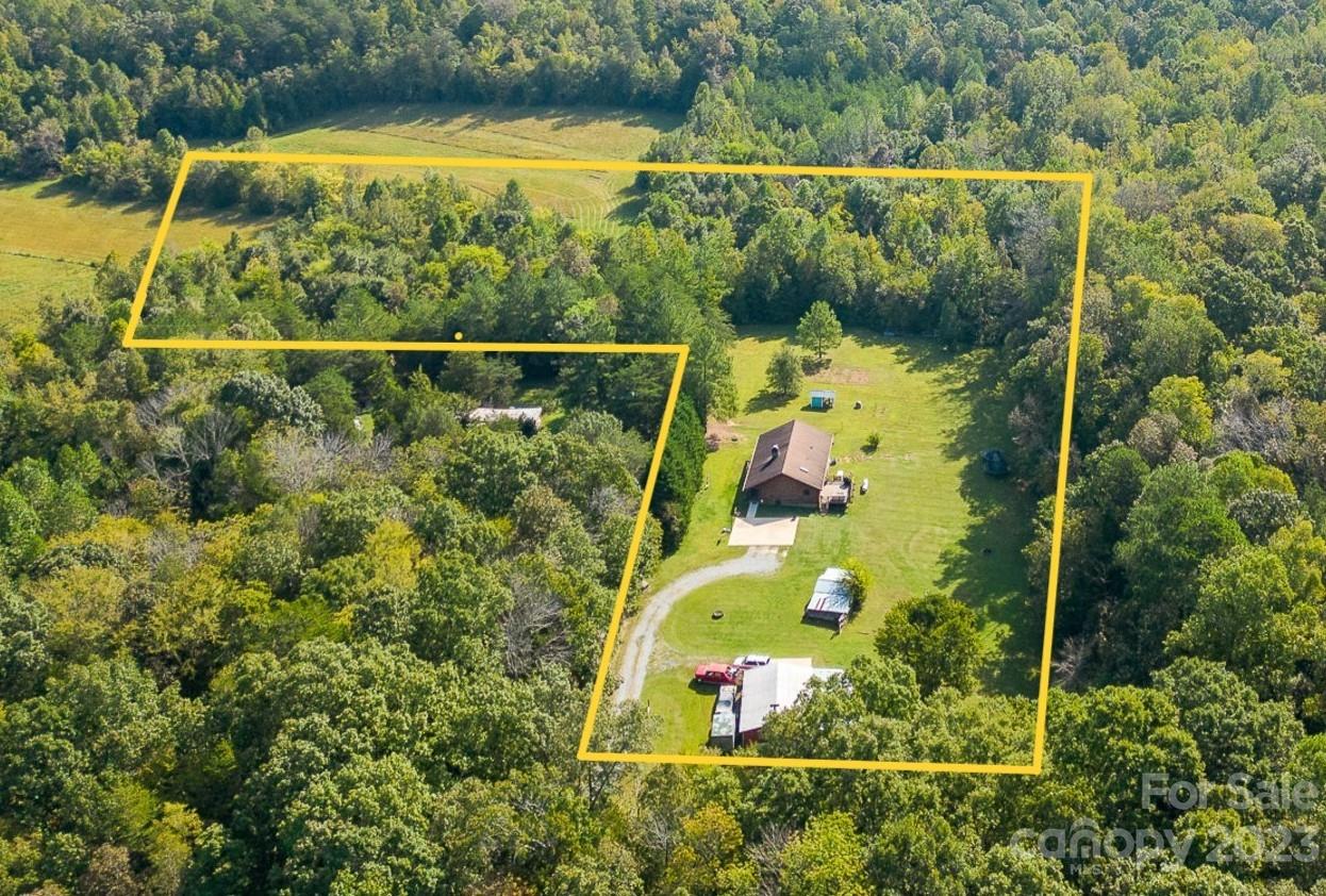 494 Graystone Road Rockwell, NC 28138 - Photo 11 of 36 a view of a yard