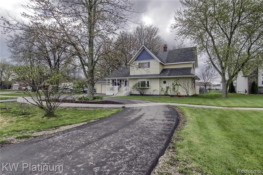 53565 County Line Road New Baltimore, MI 48047 - Photo 2 of 35 Front_2nd_View.jpg