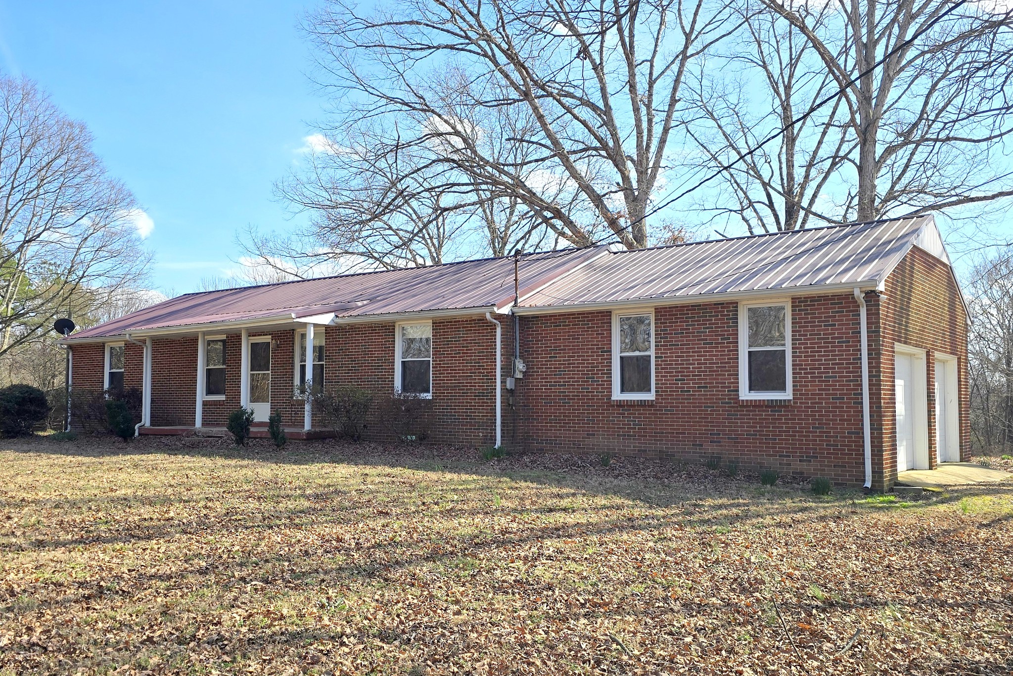 3467 Shouse Road Santa Fe, TN 38482 - Photo 36 of 55 a view of a house with a yard