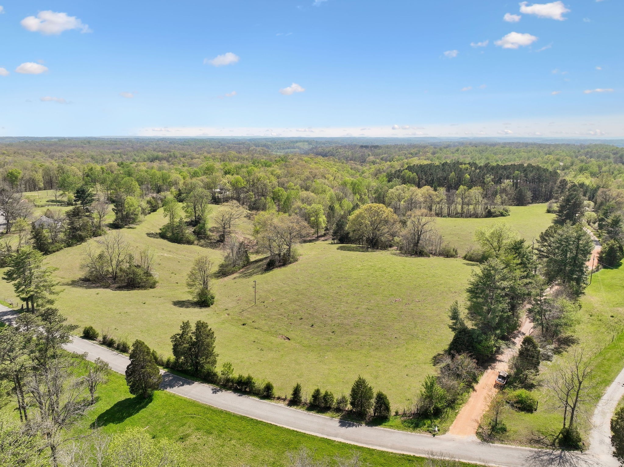 3467 Shouse Road Santa Fe, TN 38482 - Photo 4 of 55 an aerial view of residential houses with outdoor space