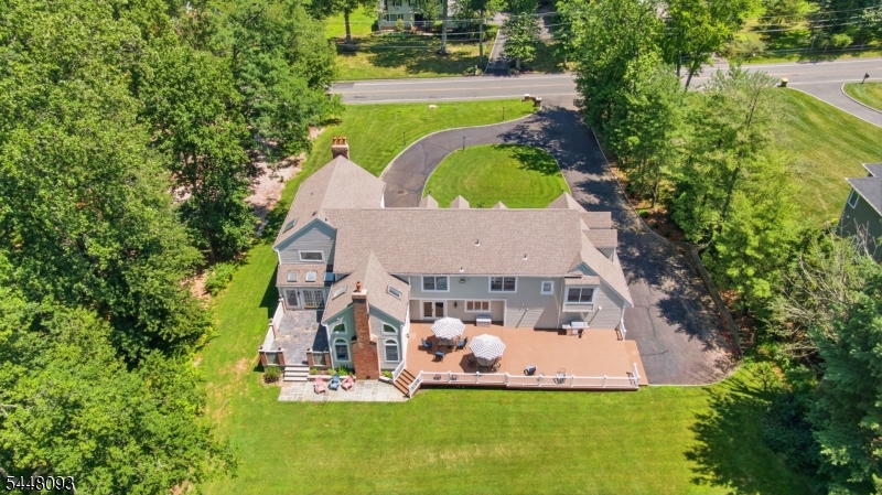 21 Round Top Road Warren, NJ 07059 - Photo 5 of 43 Gallery Image 5