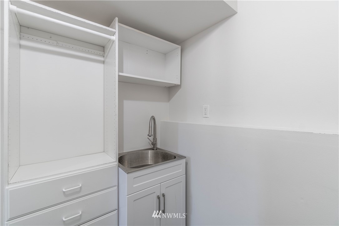 4427 Southeast 4th Street Renton, WA 98059 - Photo 26 of 37