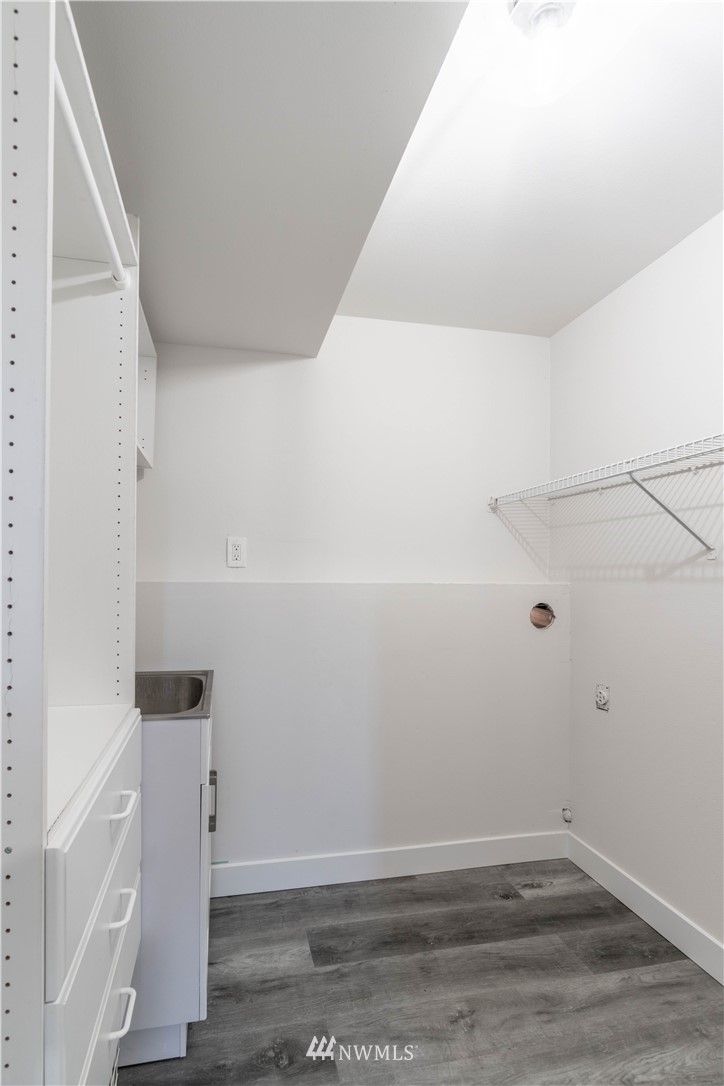 4427 Southeast 4th Street Renton, WA 98059 - Photo 27 of 37