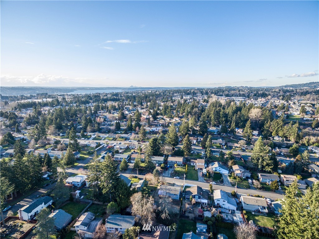 4427 Southeast 4th Street Renton, WA 98059 - Photo 36 of 37