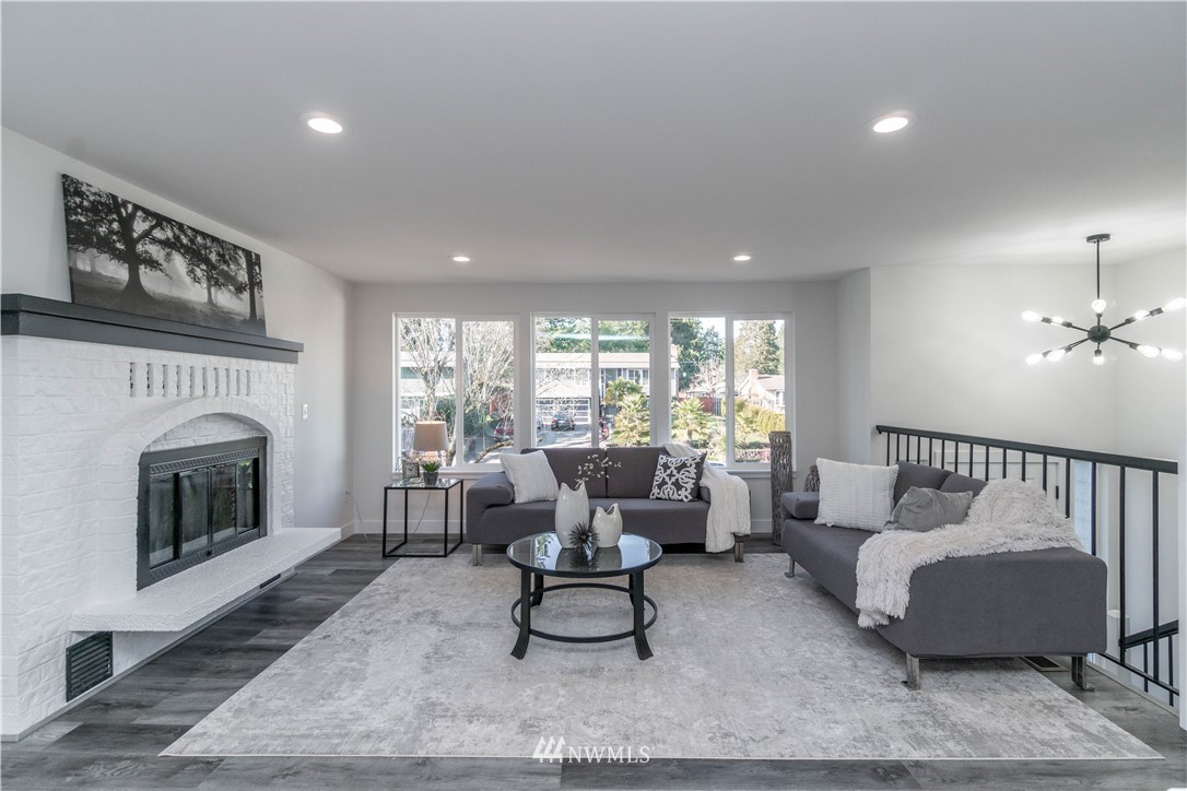 4427 Southeast 4th Street Renton, WA 98059 - Photo 7 of 37