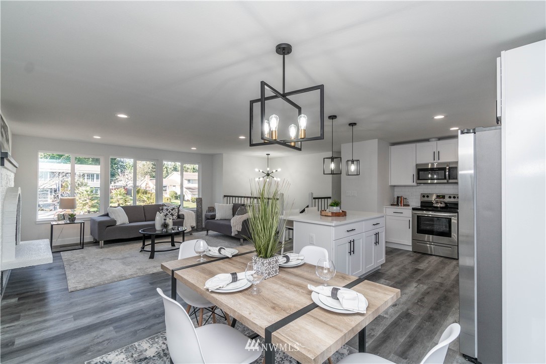 4427 Southeast 4th Street Renton, WA 98059 - Photo 10 of 37