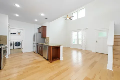 $420,000 | 11105 Avery Station Loop, Unit 25, Austin, TX 78717