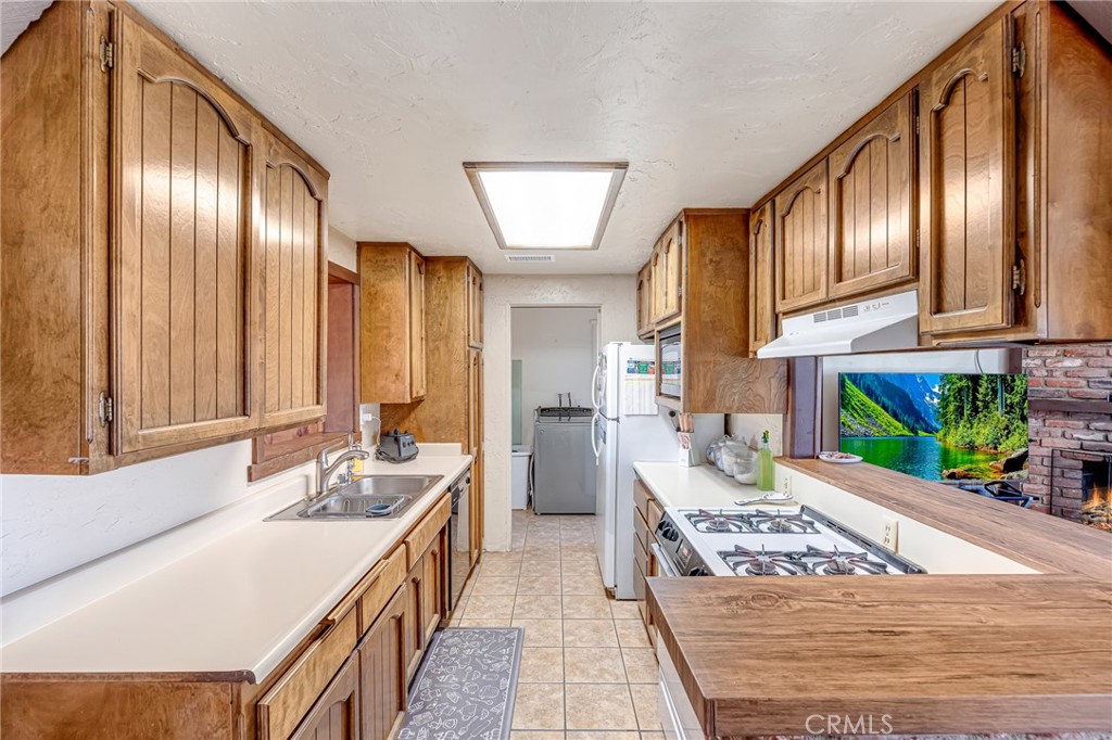 20936 Wigwam Road Apple Valley, CA 92307 - Photo 18 of 47