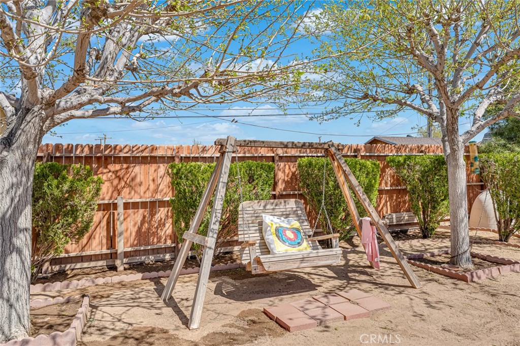 20936 Wigwam Road Apple Valley, CA 92307 - Photo 33 of 47