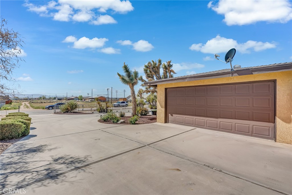 20936 Wigwam Road Apple Valley, CA 92307 - Photo 37 of 47