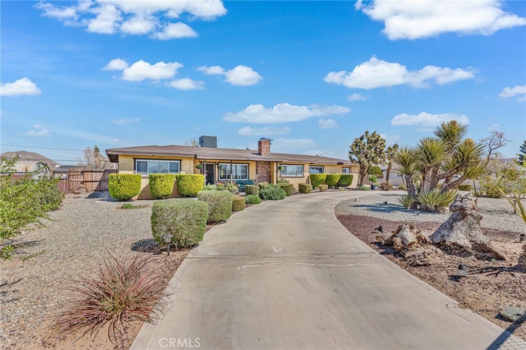 20936 Wigwam Road Apple Valley, CA 92307 - Photo 4 of 47