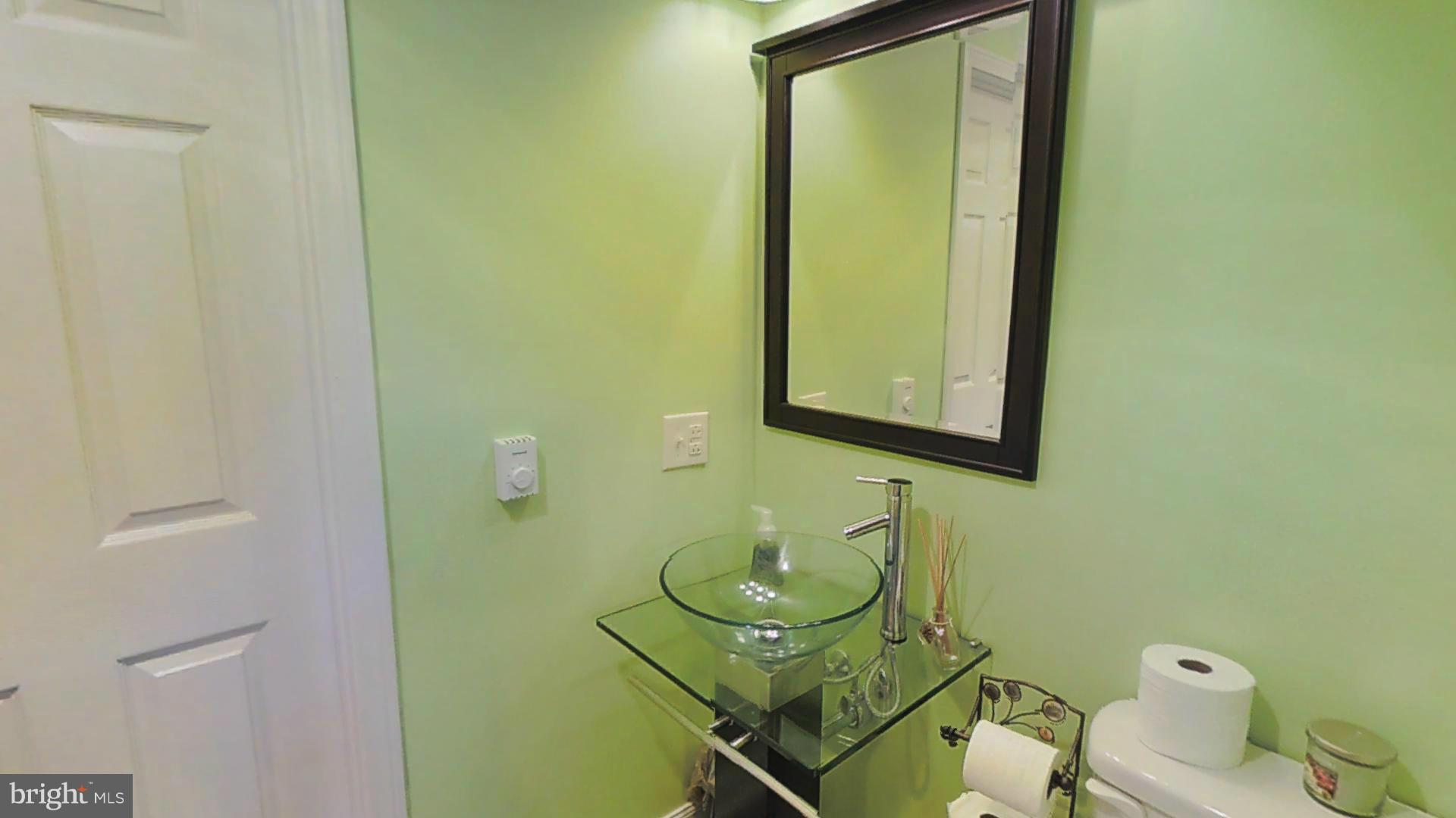 6922 Plantation Road New Market, MD 21774 - Photo 20 of 30 Bath