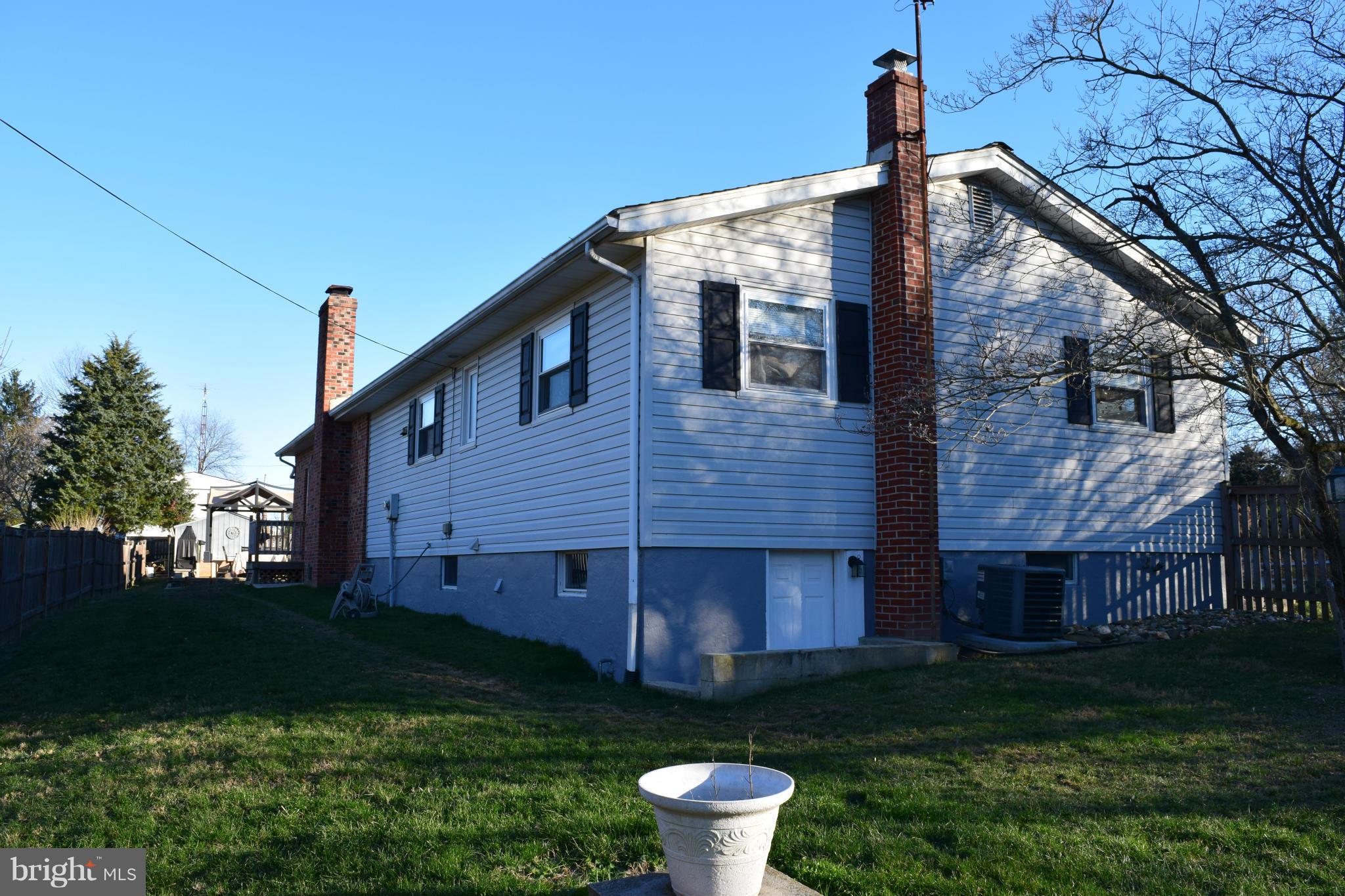 6922 Plantation Road New Market, MD 21774 - Photo 29 of 30 Exterior (General)
