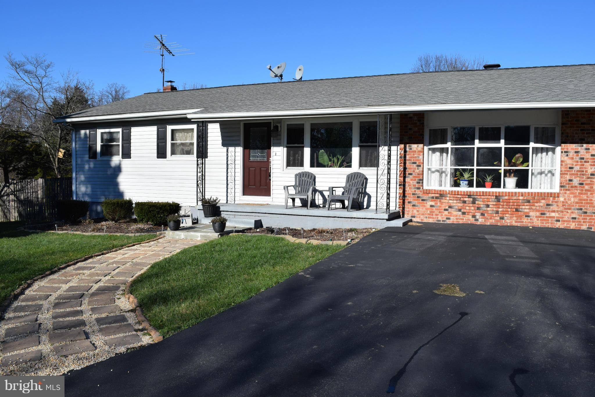 6922 Plantation Road New Market, MD 21774 - Photo 30 of 30 Exterior (Front)