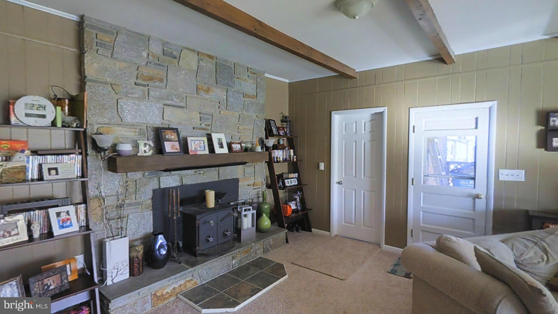 6922 Plantation Road New Market, MD 21774 - Photo 7 of 30 Family Room