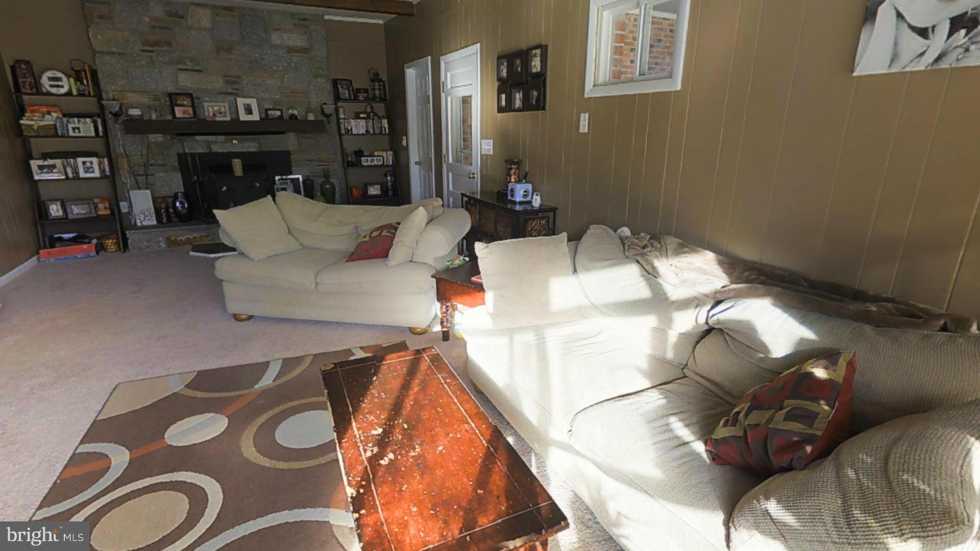6922 Plantation Road New Market, MD 21774 - Photo 10 of 30 Family Room