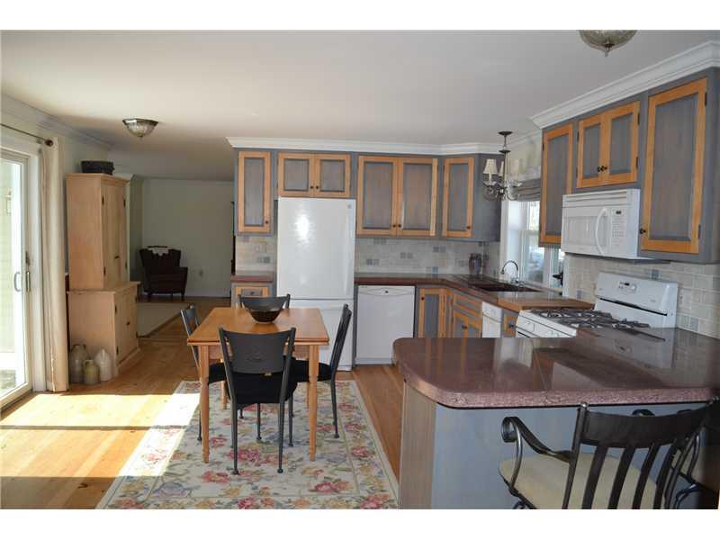 40 Fort Road Edgecomb, ME 04556 - Photo 3 of 30 Kitchen.