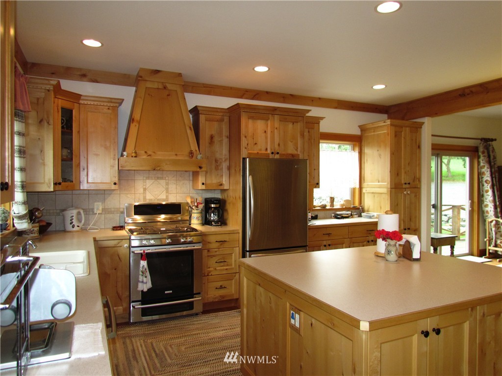 9480 Stein Road Custer, WA 98240 - Photo 7 of 25