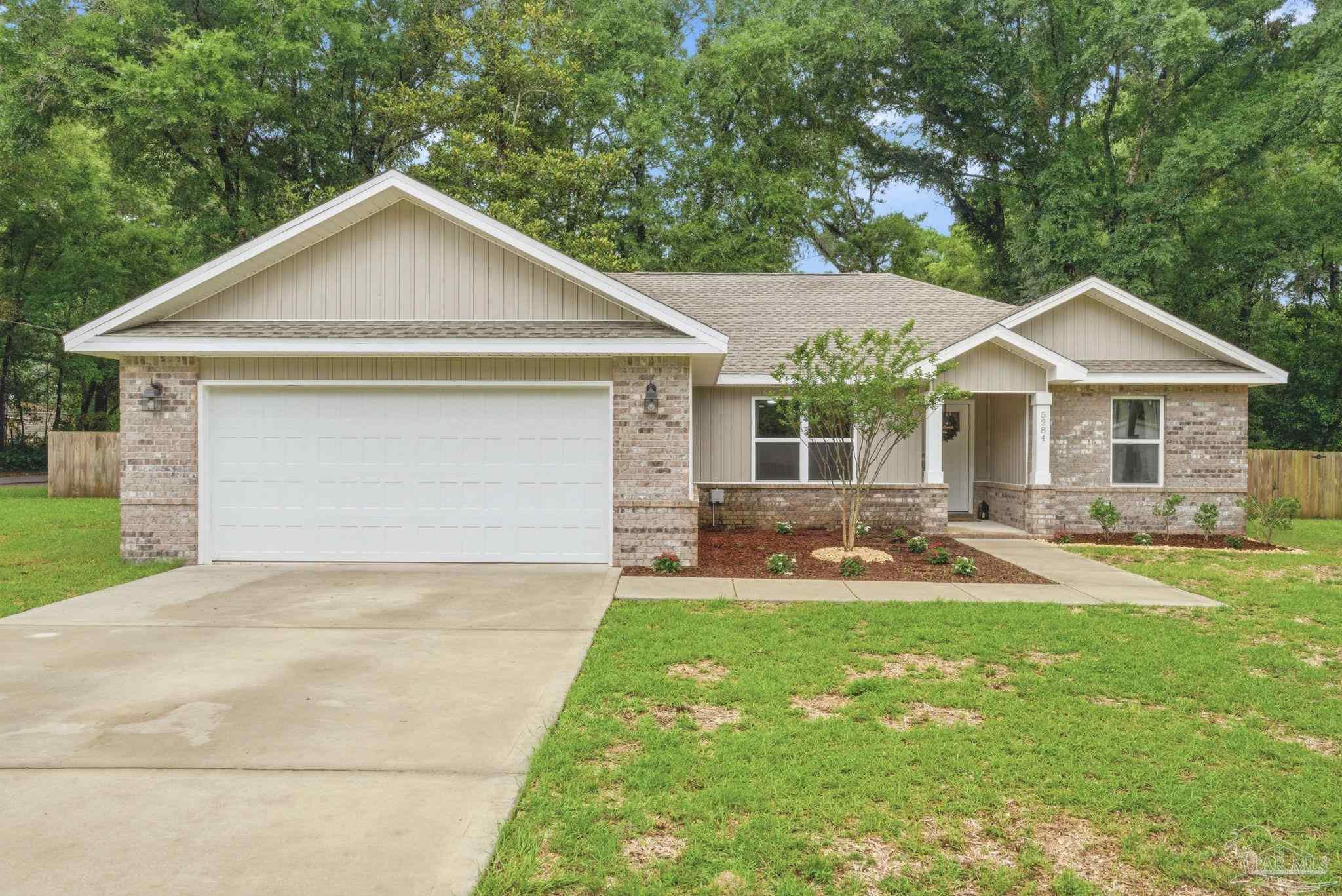 5284 Godfrey Street Crestview, FL 32539 - Photo 1 of 31