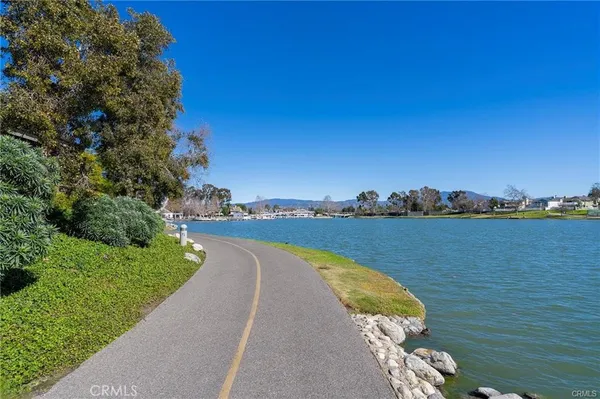 $4,975 | 13 West Yale Loop, Irvine, CA 92604