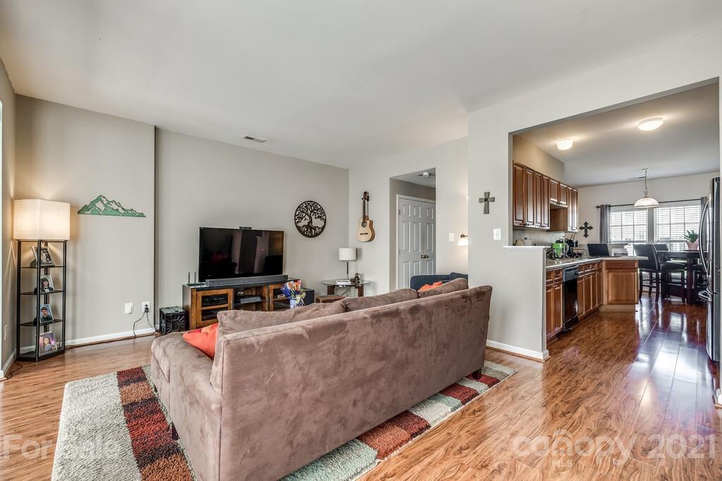 5018 Prosperity Ridge Road, Unit 210 Charlotte, NC 28269 - Photo 13 of 29 Gallery Image 13