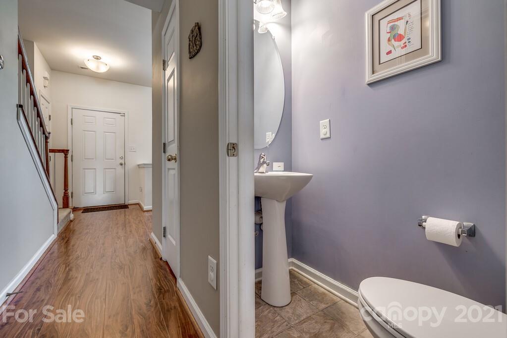 5018 Prosperity Ridge Road, Unit 210 Charlotte, NC 28269 - Photo 16 of 29 Gallery Image 16