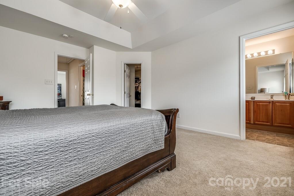 5018 Prosperity Ridge Road, Unit 210 Charlotte, NC 28269 - Photo 22 of 29 Gallery Image 22