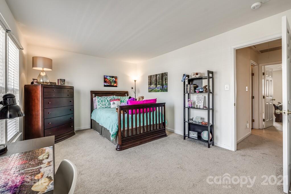 5018 Prosperity Ridge Road, Unit 210 Charlotte, NC 28269 - Photo 26 of 29 Gallery Image 26