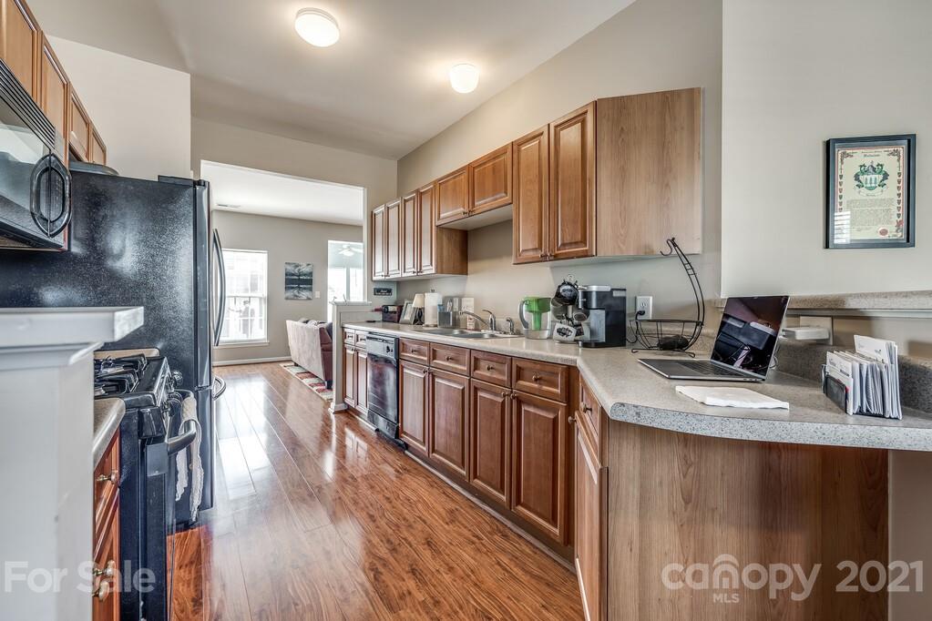 5018 Prosperity Ridge Road, Unit 210 Charlotte, NC 28269 - Photo 7 of 29 Gallery Image 7
