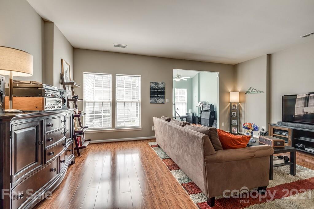 5018 Prosperity Ridge Road, Unit 210 Charlotte, NC 28269 - Photo 10 of 29 Gallery Image 10