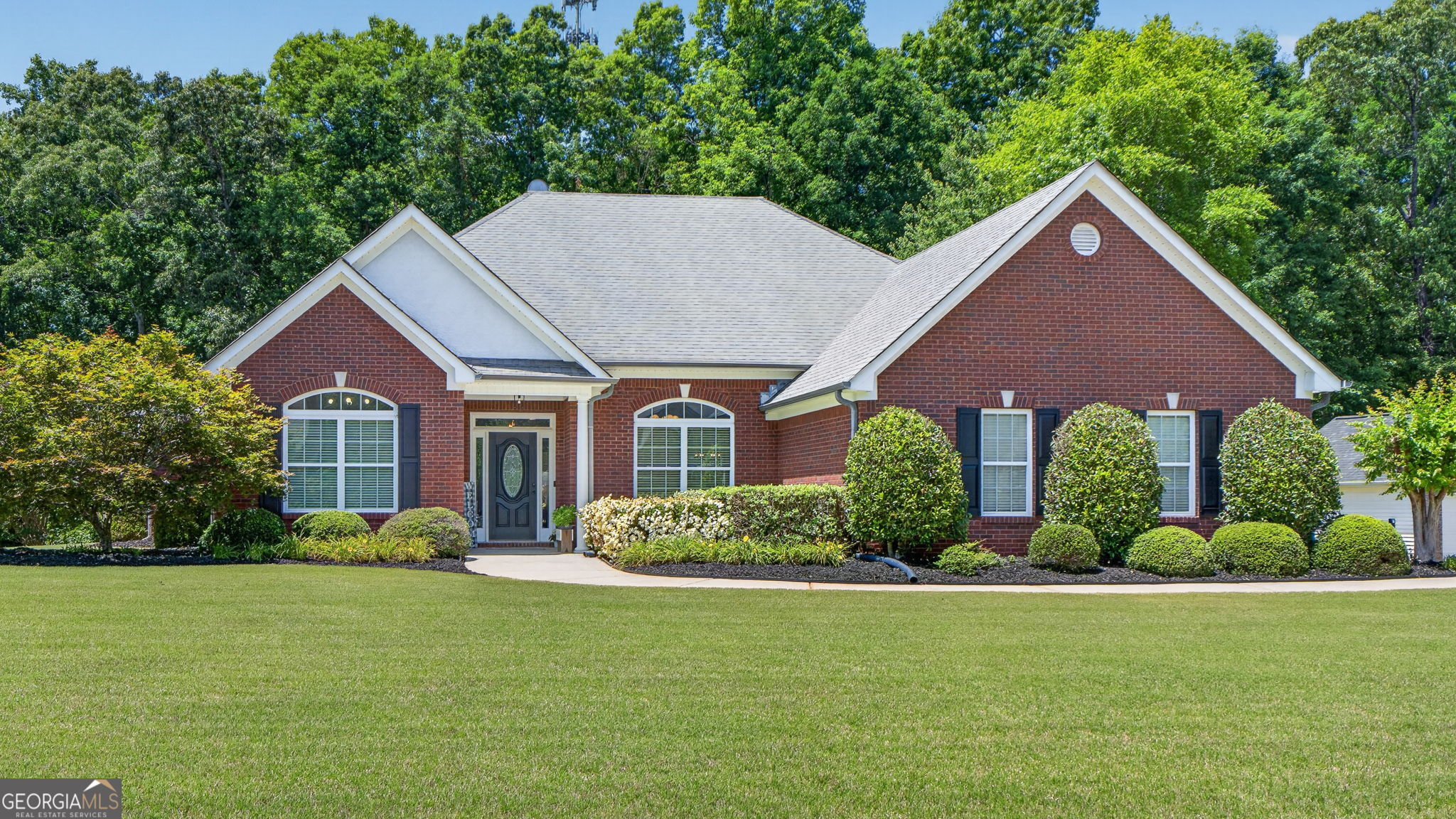 229 Hummingbird Court Hampton, GA 30228 - Photo 1 of 45